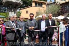 Il taglio del nastro