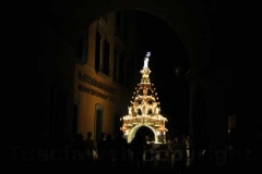 Archi lucenti in trionfo