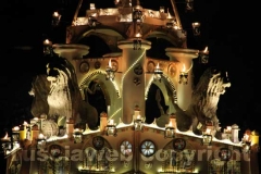 Archi lucenti in trionfo