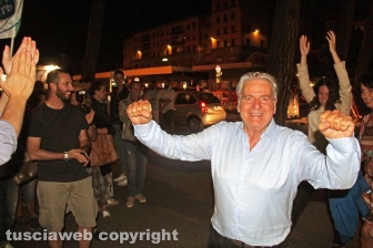 Arena sindaco, la festa in piazza