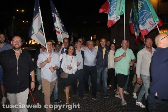 Arena sindaco, la festa in piazza