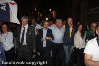 Arena sindaco, la festa in piazza