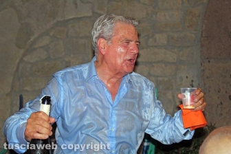 Arena sindaco, la festa in piazza