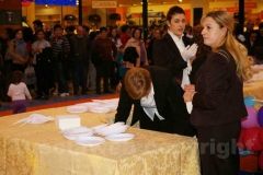 13esimo anniversario del centro commerciale Tuscia -Il Moralizzatore (Filippo Roma) e il Supermenestrello (Andrea Agresti)