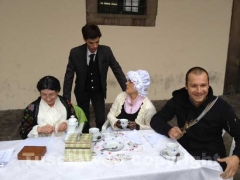 Il flashmob contro l\'arsenico a piazza del Comune