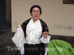 Il flashmob contro l\'arsenico a piazza del Comune