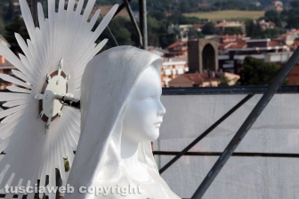 Ascenzi e la moglie Valeria sul ponteggio di Gloria