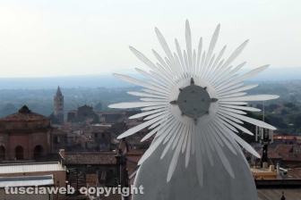 Ascenzi e la moglie Valeria sul ponteggio di Gloria