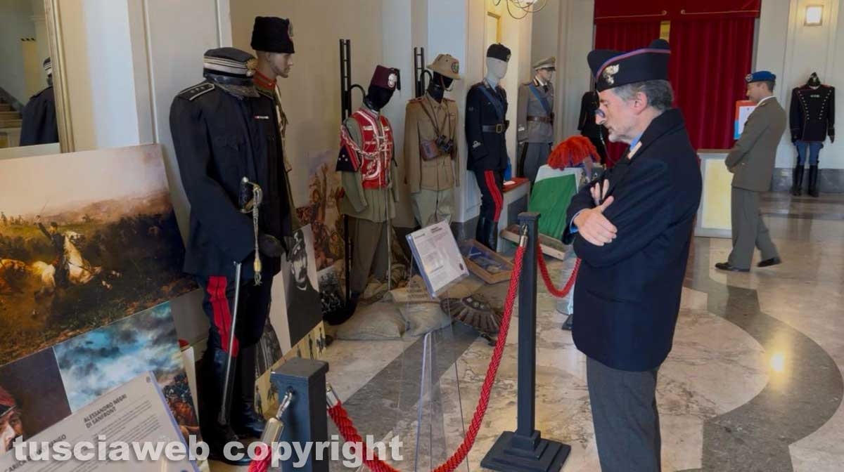 Associazione nazionale carabinieri - La mostra con le divise storiche