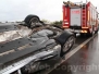 Auto cappotta sulla superstrada