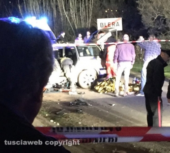 Blera - Auto contro un palo