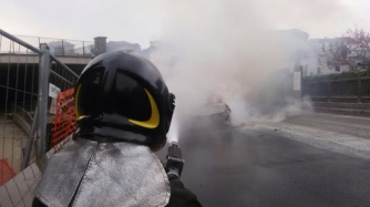 Vigili del fuoco - Auto in fiamme a Vitorchiano
