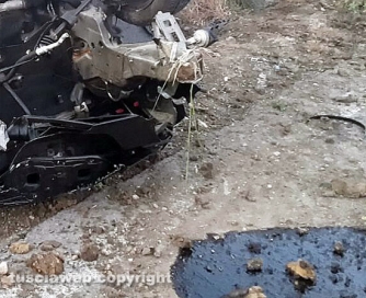 Auto si ribalta sull\'Aurelia bis