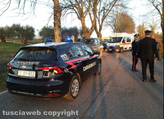 Montefiascone - Auto va a sbattere con un albero, muore una suora