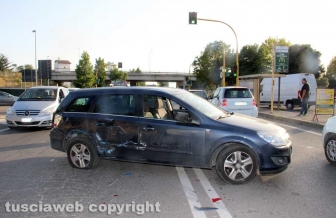 Autobus Cotral si sfrena