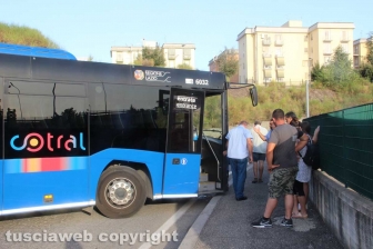 Autobus Cotral si sfrena