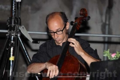 Caffeina - Sesta giornata - Mano viva