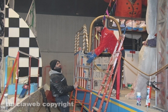 Carnevale di Ronciglione - Il backstage dei carri allegorici