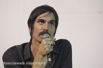 Bianconi dalla musica alla letteratura - Il frontman dei Baustelle a Viterbo per Caffeina