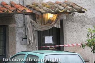 La casa posta sotto sequestro