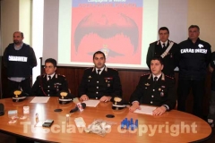 Da sinistra: il comandante dei carabinieri di Soriano nel Cimino Paolo Lonero, il capitano dei carabinieri di Viterbo Raffaele Gesmundo e il capitano del Nucleo investigativo Giovanni Martufi durante la conferenza stampa di presentazione dell\'operazione
