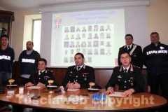 Da sinistra: il comandante dei carabinieri di Soriano nel Cimino Paolo Lonero, il capitano dei carabinieri di Viterbo Raffaele Gesmundo e il capitano del Nucleo investigativo Giovanni Martufi durante la conferenza stampa di presentazione dell\'operazione