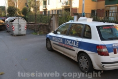 Bomba a mano in via Da Vinci