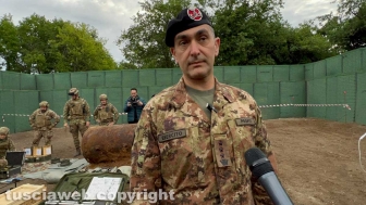 Viterbo - Gli artificieri sul posto