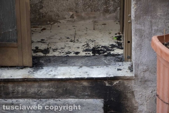 Viterbo - Bomba incendiaria nel centro storico