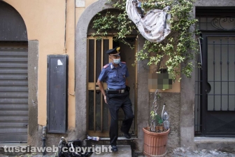 Viterbo - Bomba incendiaria nel centro storico