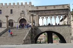 Turisti a Viterbo il 25 aprile
