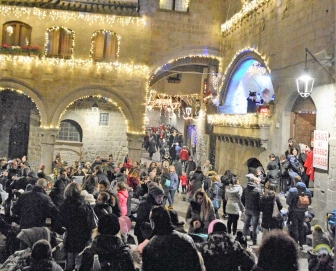 Boom di visite nel weekend al Caffeina Christmas village
