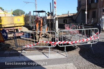 Buca su viale Fiume