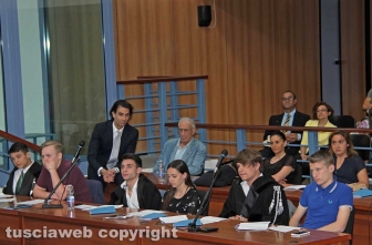 Viterbo - Bullismo e cyberbullismo, il processo simulato del liceo Ruffini