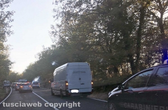 Tarquinia - Bus con bambini fuori strada in una cunetta sull'Aurelia bis