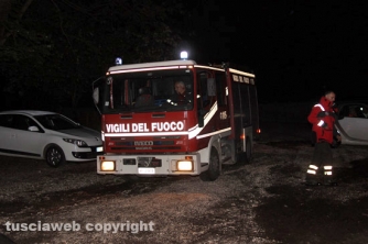 Ronciglione - Cadavere pescato nel lago di Vico - I vigili del fuoco sul posto