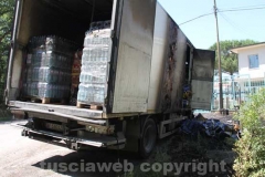 Camion in fiamme sulla Superstrada