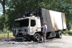 Camion in fiamme sulla Superstrada