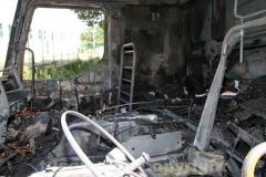 Camion in fiamme sulla Superstrada