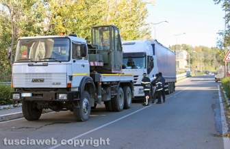 Camion in panne a via Genova
