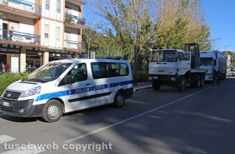 Camion in panne a via Genova
