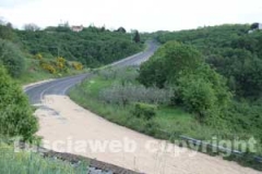 La strada ricoperta di segatura