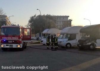 Viterbo - Camper a fuoco