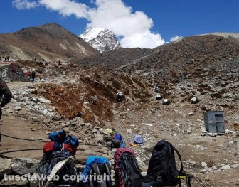 Il gruppo di Sisipuòfare al campo base dell'Everest