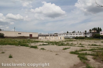 Campo profughi alla ex fiera, iniziato lo smantellamento