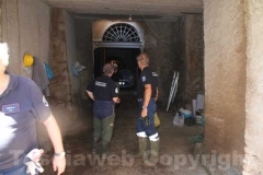 I volontari in una cantina