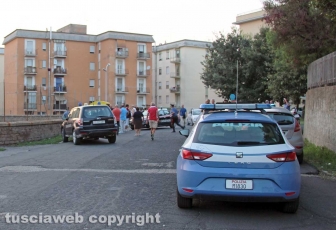 Viterbo - Caos al Pilastro, intervento di carabinieri e polizia