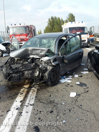 Carambola sulla Cassia