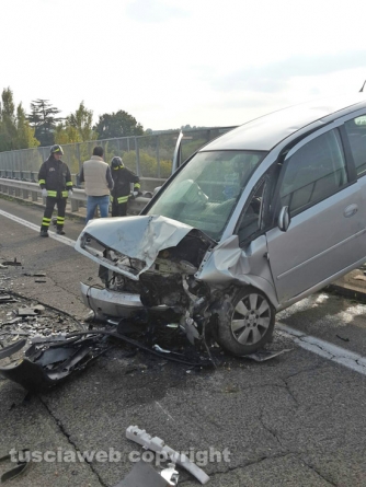 Carambola sulla Cassia