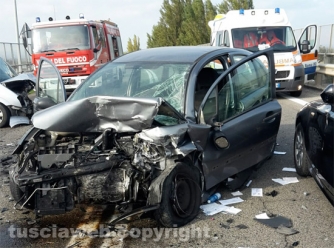 Carambola sulla Cassia